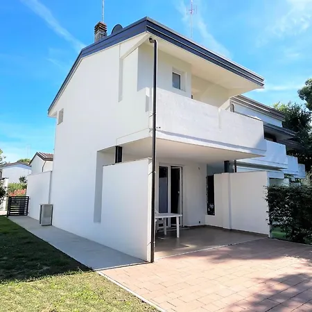 Вілла Modern Terraced House Бібіоне