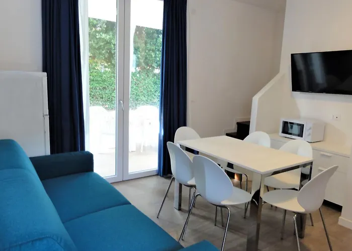 Modern Terraced House Villa