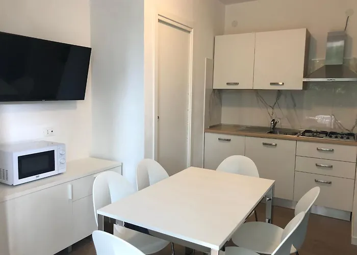 Modern Terraced House * 比比翁